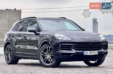 Позашляховик / Кросовер Porsche Cayenne 2017 в Києві