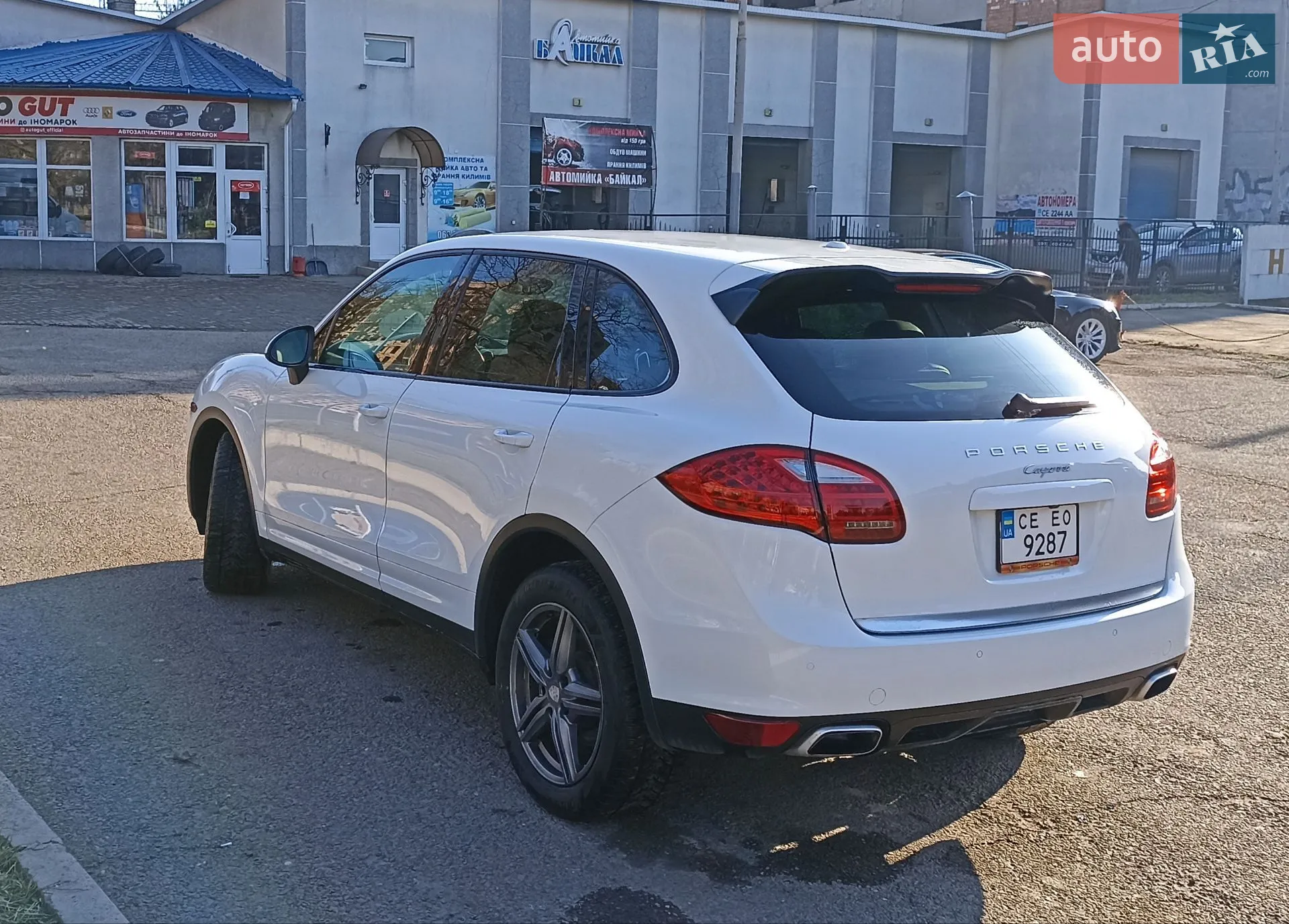 2012 Porsche Cayenne - мініатюра 11