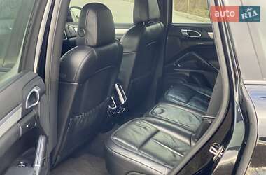 Внедорожник / Кроссовер Porsche Cayenne 2011 в 
