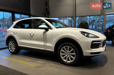 Позашляховик / Кросовер Porsche Cayenne 2018 в Одесі