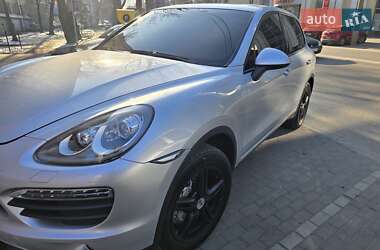Внедорожник / Кроссовер Porsche Cayenne 2010 в 