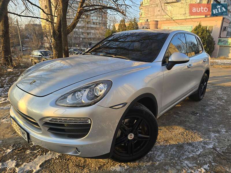 Внедорожник / Кроссовер Porsche Cayenne 2010 в Днепре