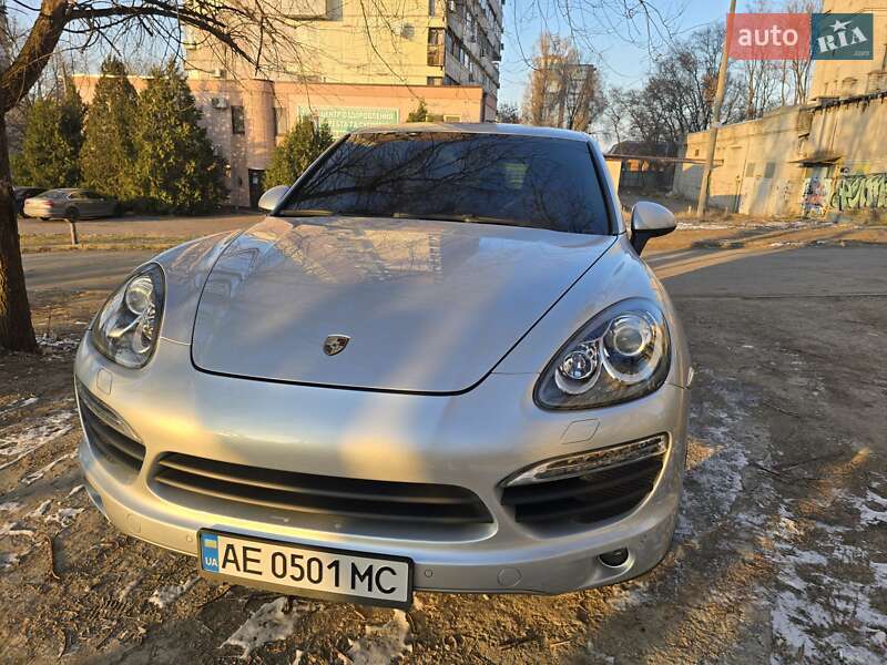 Внедорожник / Кроссовер Porsche Cayenne 2010 в Днепре