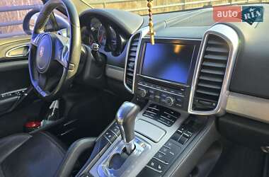 Внедорожник / Кроссовер Porsche Cayenne 2010 в 