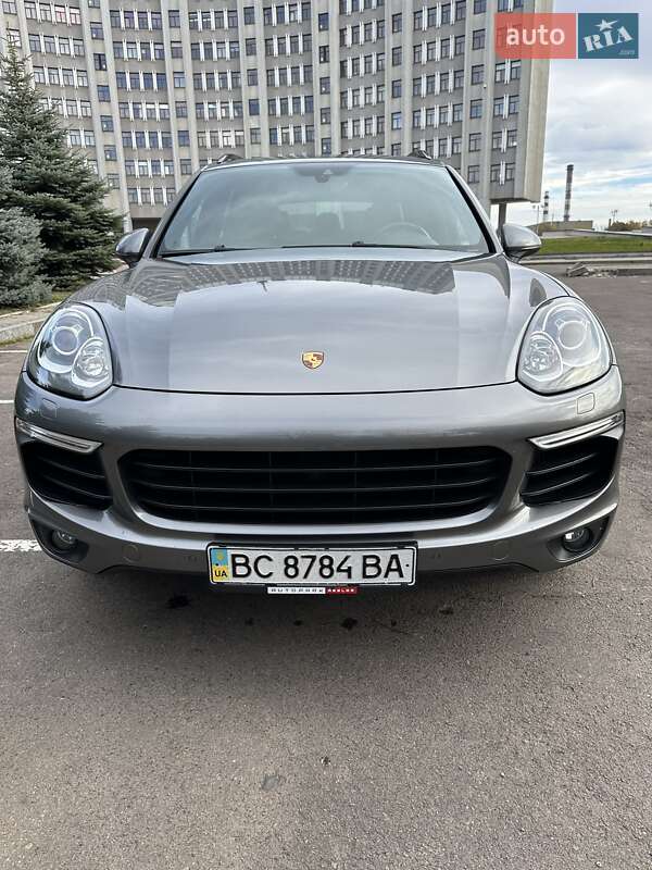 Внедорожник / Кроссовер Porsche Cayenne 2017 в Львове