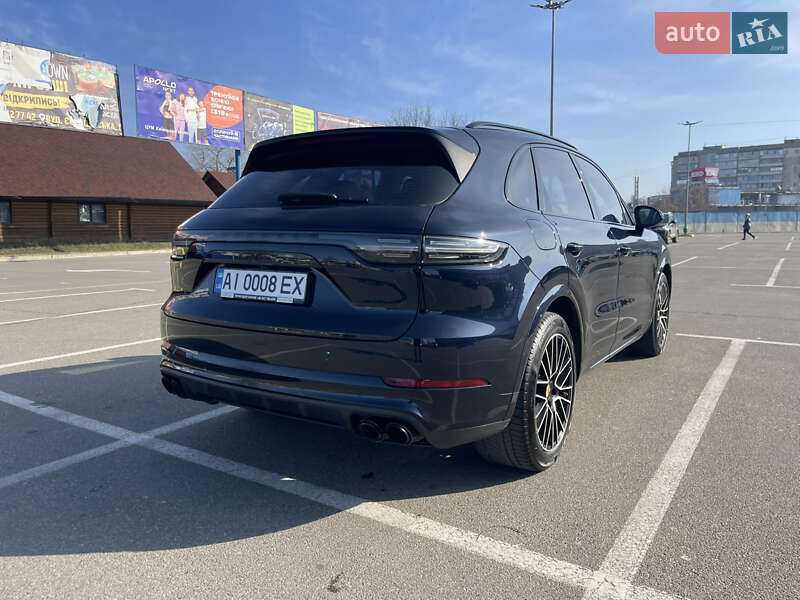 Позашляховик / Кросовер Porsche Cayenne 2020 в Києві