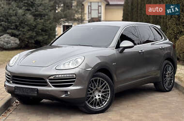 Внедорожник / Кроссовер Porsche Cayenne 2013 в Сарнах