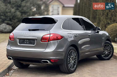 Внедорожник / Кроссовер Porsche Cayenne 2013 в Сарнах