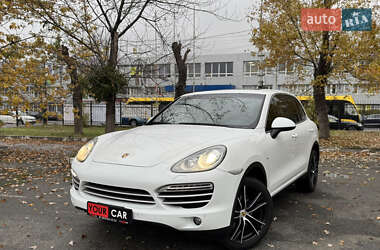 Внедорожник / Кроссовер Porsche Cayenne 2014 в Киеве