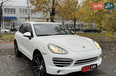 Внедорожник / Кроссовер Porsche Cayenne 2014 в Киеве