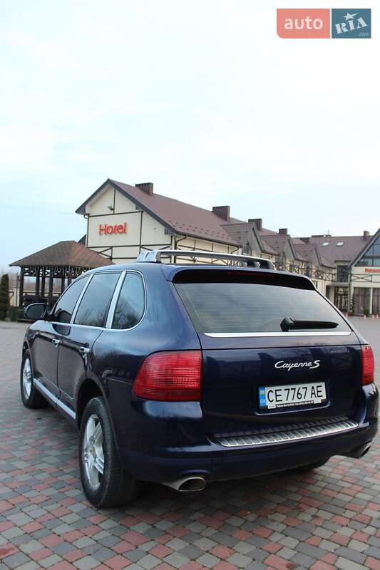 Позашляховик / Кросовер Porsche Cayenne 2005 в Чернівцях