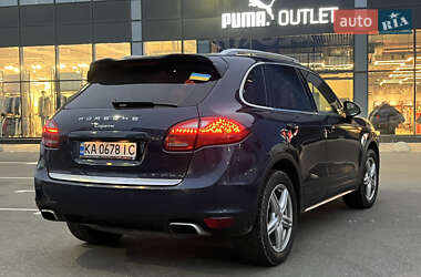 Внедорожник / Кроссовер Porsche Cayenne 2012 в Киеве