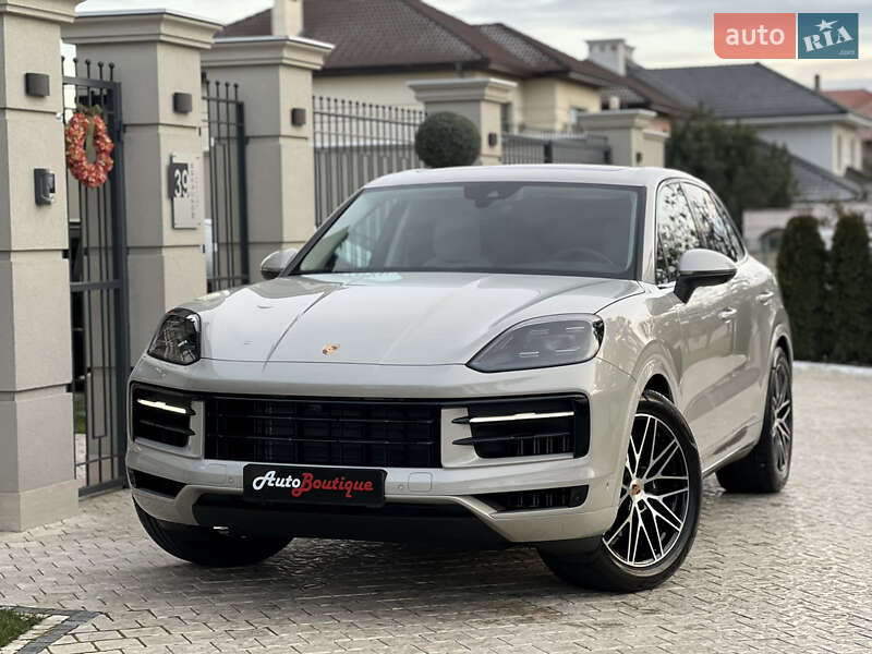 Внедорожник / Кроссовер Porsche Cayenne 2024 в Одессе