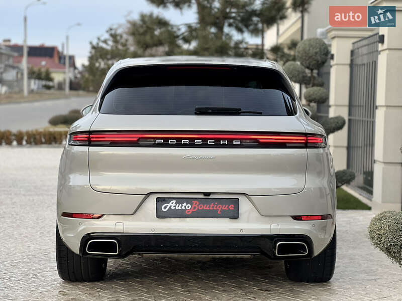 Внедорожник / Кроссовер Porsche Cayenne 2024 в Одессе