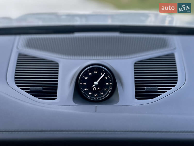 Внедорожник / Кроссовер Porsche Cayenne 2024 в Одессе