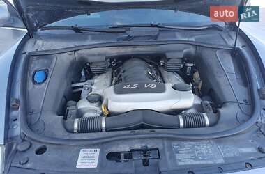Позашляховик / Кросовер Porsche Cayenne 2005 в 