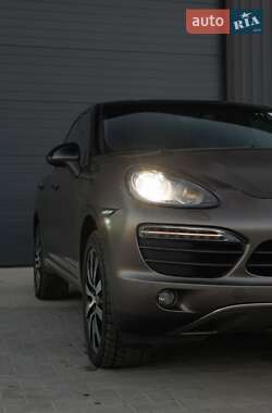 Позашляховик / Кросовер Porsche Cayenne 2011 в Дубні