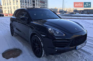 Позашляховик / Кросовер Porsche Cayenne 2013 в Києві