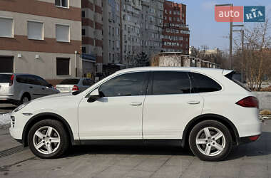 Внедорожник / Кроссовер Porsche Cayenne 2012 в Днепре