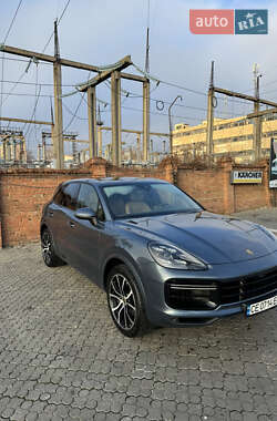 Внедорожник / Кроссовер Porsche Cayenne 2018 в 