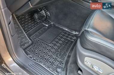 Внедорожник / Кроссовер Porsche Cayenne 2014 в 