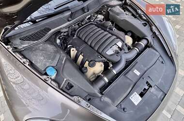 Позашляховик / Кросовер Porsche Cayenne 2011 в 