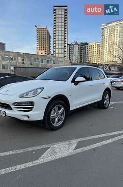 Внедорожник / Кроссовер Porsche Cayenne 2013 в 