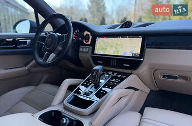 Позашляховик / Кросовер Porsche Cayenne 2019 в 