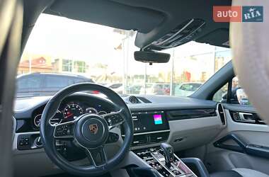 Позашляховик / Кросовер Porsche Cayenne 2019 в 