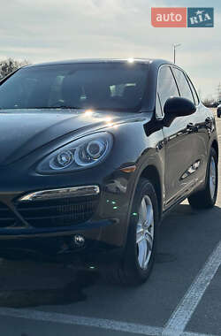 Внедорожник / Кроссовер Porsche Cayenne 2013 в Ирпене