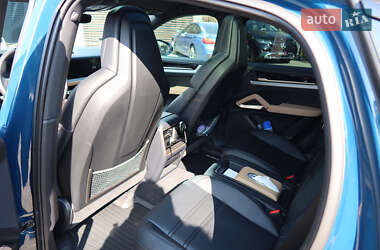 Позашляховик / Кросовер Porsche Cayenne 2023 в 