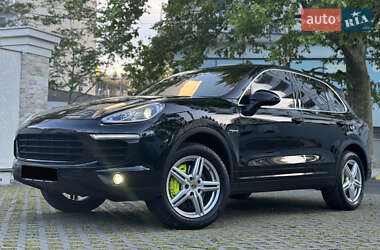 Позашляховик / Кросовер Porsche Cayenne 2015 в Одесі