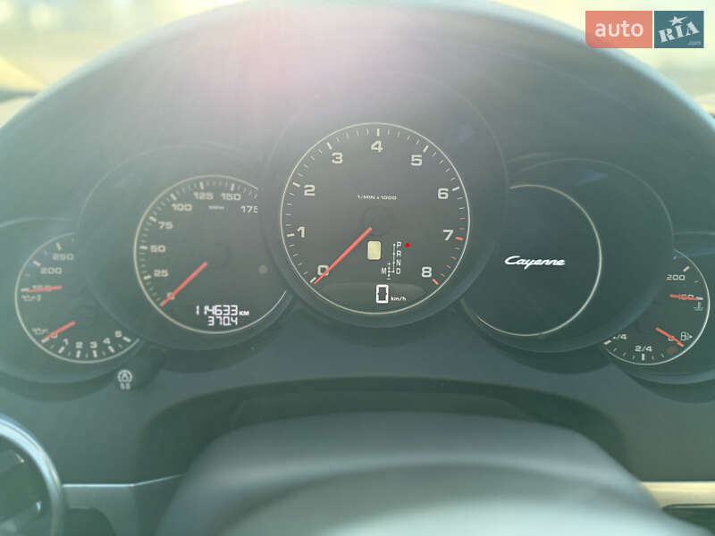 Внедорожник / Кроссовер Porsche Cayenne 2016 в Сумах