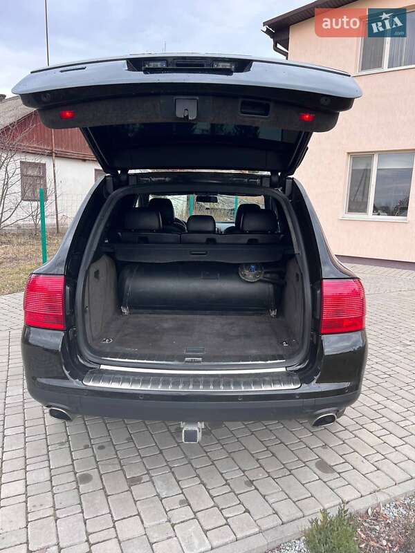 Внедорожник / Кроссовер Porsche Cayenne 2005 в Звягеле