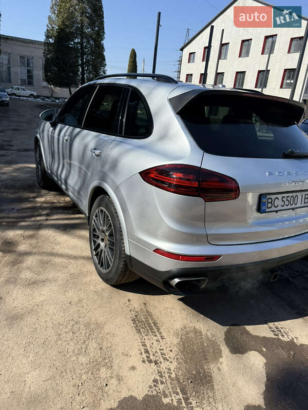 Внедорожник / Кроссовер Porsche Cayenne 2017 в Львове