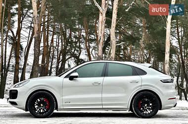 Внедорожник / Кроссовер Porsche Cayenne 2021 в 