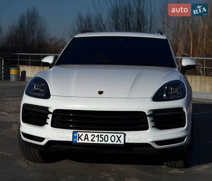Позашляховик / Кросовер Porsche Cayenne 2018 в 