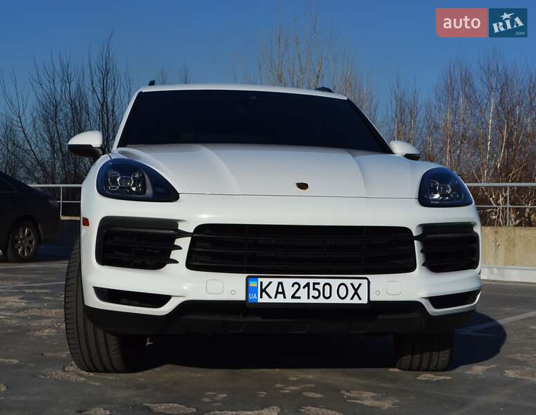 Внедорожник / Кроссовер Porsche Cayenne 2018 в Киеве