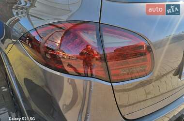 Внедорожник / Кроссовер Porsche Cayenne 2014 в 