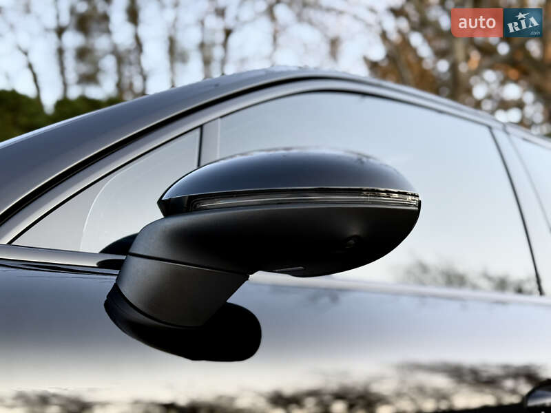 Внедорожник / Кроссовер Porsche Cayenne 2024 в Львове