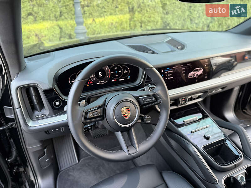 Внедорожник / Кроссовер Porsche Cayenne 2024 в Львове