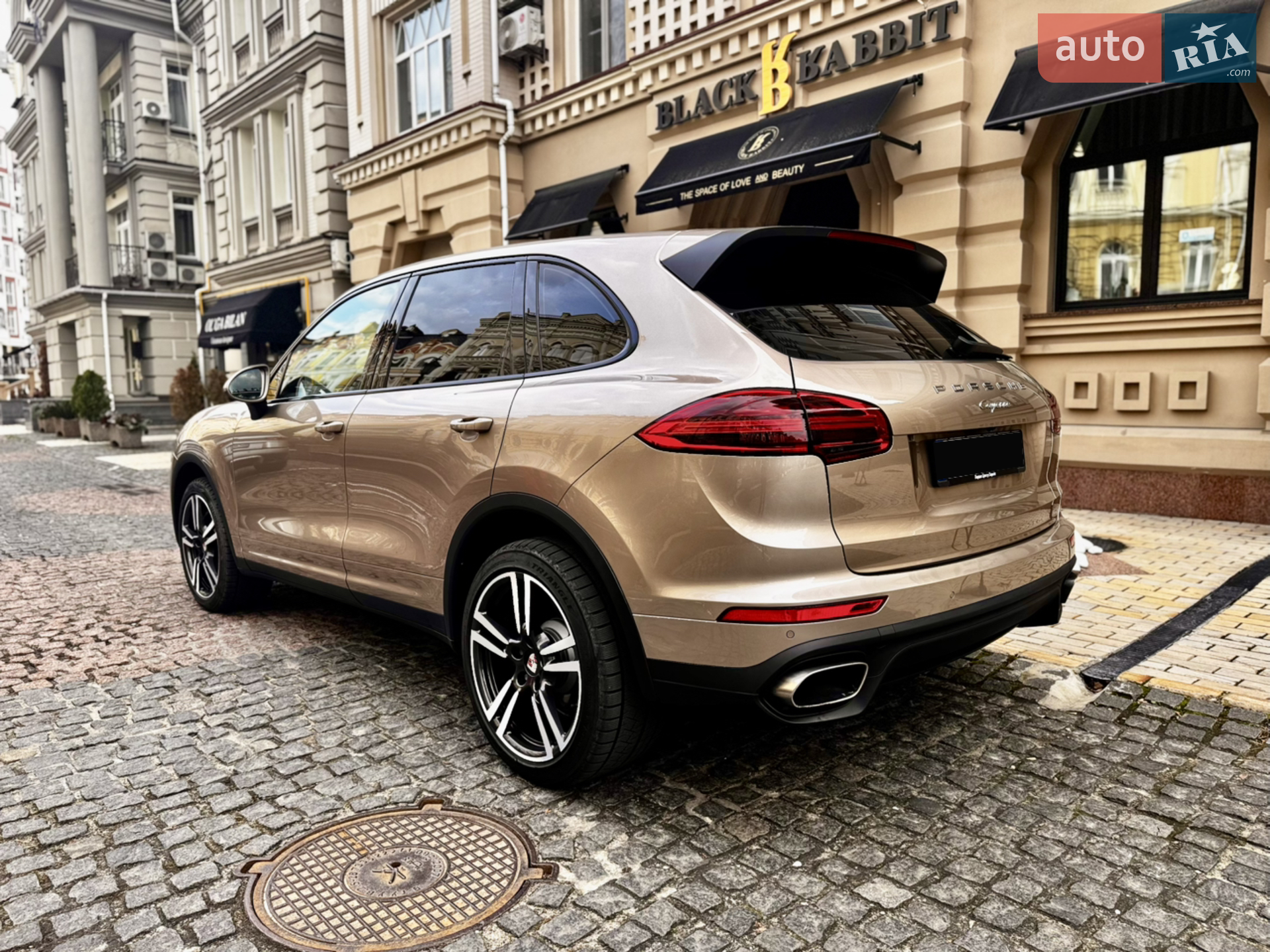2016 Porsche Cayenne - мініатюра 16