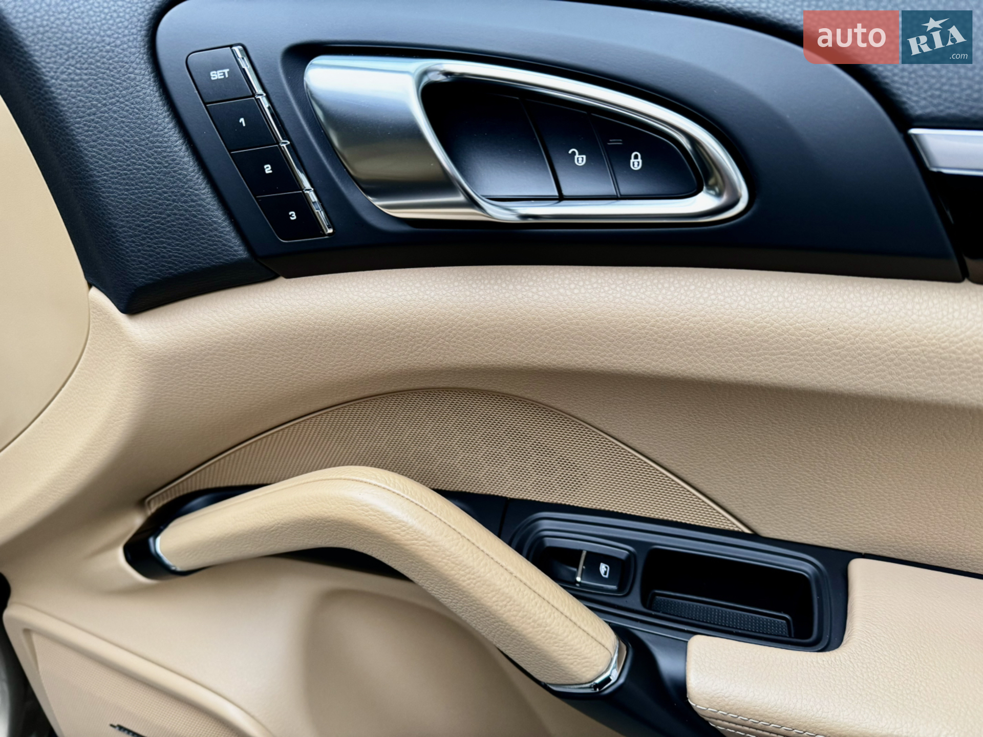 2016 Porsche Cayenne - мініатюра 40
