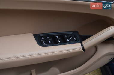 Внедорожник / Кроссовер Porsche Cayenne 2023 в 