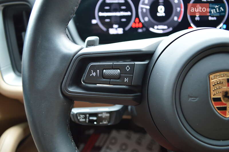 Внедорожник / Кроссовер Porsche Cayenne 2023 в Львове