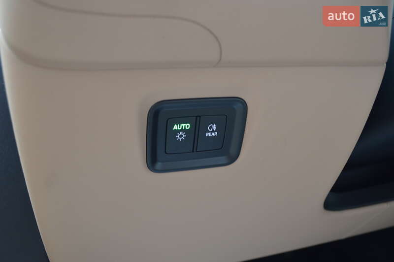 Внедорожник / Кроссовер Porsche Cayenne 2023 в Львове