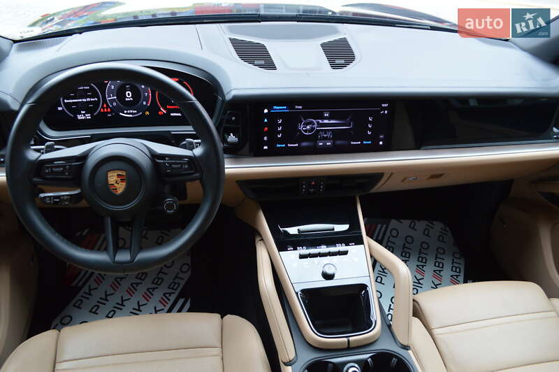 Внедорожник / Кроссовер Porsche Cayenne 2023 в Львове