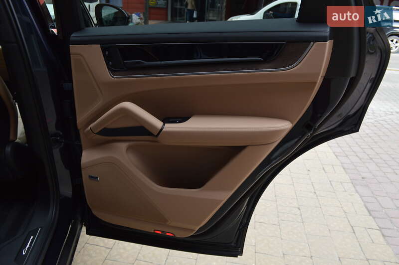 Внедорожник / Кроссовер Porsche Cayenne 2023 в Львове