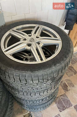 Внедорожник / Кроссовер Porsche Cayenne 2013 в 