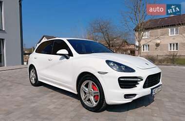 Позашляховик / Кросовер Porsche Cayenne 2013 в 